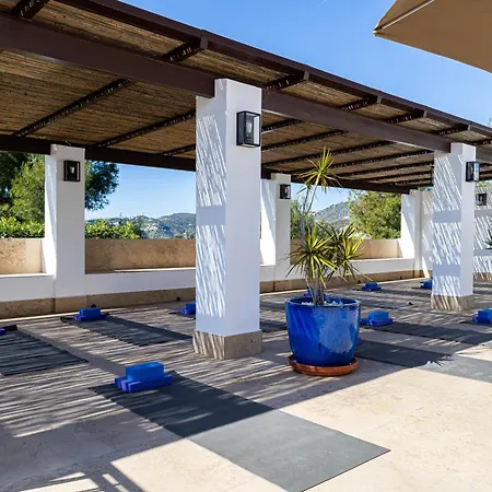 Villa La Roca Rara - 8 Bedroom Nerja