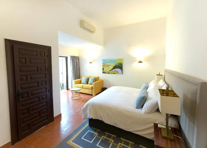 La Roca Rara - 8 Bedroom * Nerja