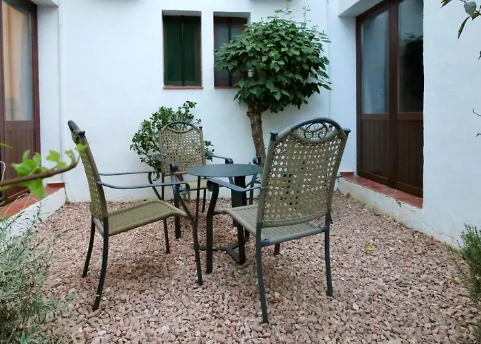 La Roca Rara - 8 Bedroom Villa *